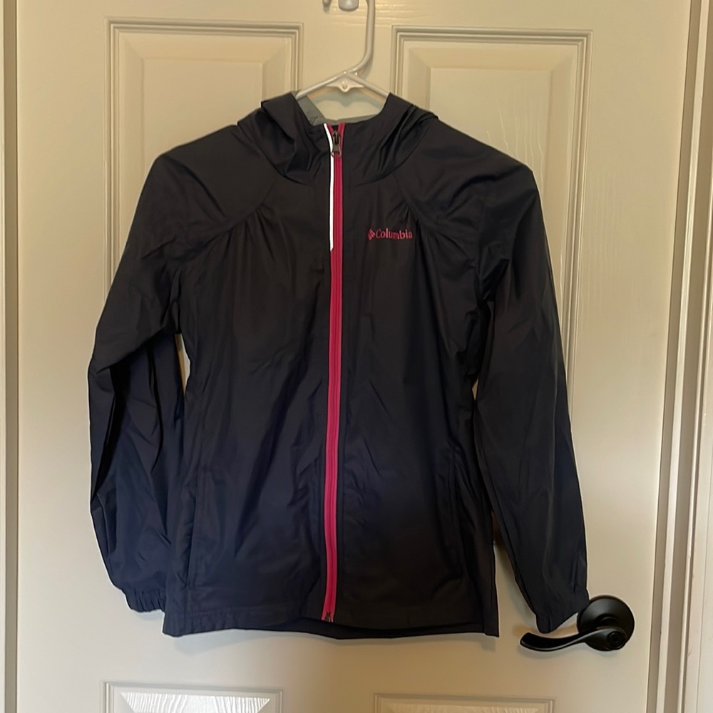 Columbia raincoat youth medium navy with pink zipper